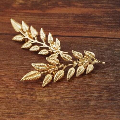 European And American Style Retro Golden Leaves Suit Collar Shirt Collar Pin Buckle Collar Clip Brooch Unisex Rhinestone Brooch