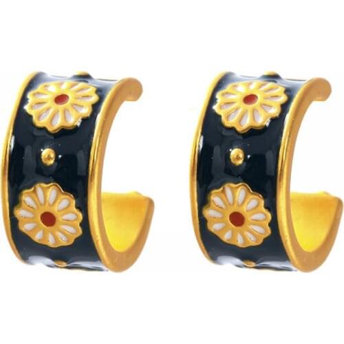 Ladies Earrings C Shaped Daisy Pattern Earrings Banquet Engagement Earrings Fashion Simple Jewelry Birthday Gift for Girlfriend