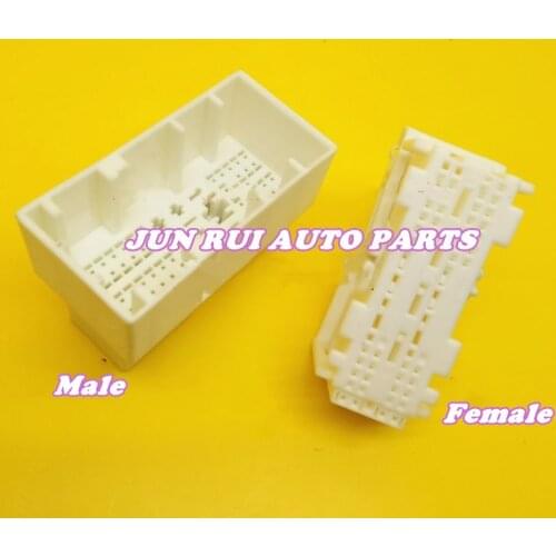 54Pin Car Fem Con3 BDC body module plug Connector Power amplifier computer board interface FOR BMW