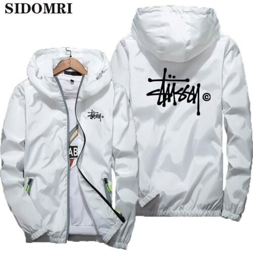 Brand Fashion casual mens windbreaker jacket mens zipper thin hooded jacket spring and autumn new windproof bomber jacket men