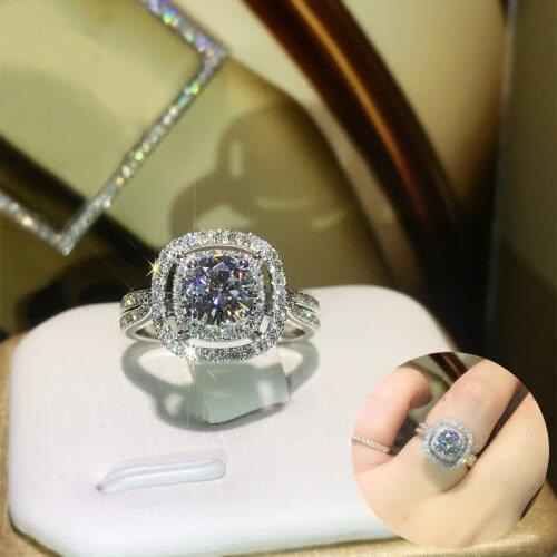 Huitan Newly Temperament Sweet Wedding Rings Girl Cushion Shaped Dazzling Cubic Zirconia Women Rings Fancy Gift Trendy Jewelry