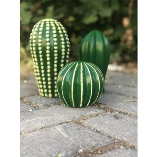 Nordic Style Creative Ceramic Cactus Ornaments Living Room 8 Colors Decorative Simulation Green Plant Figurine Home Decoration