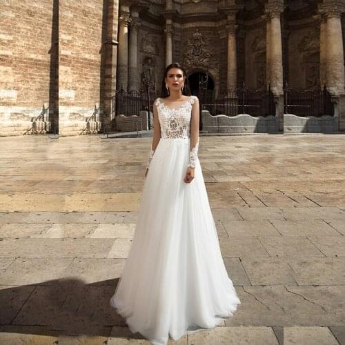 Stylish Bohemian Wedding Dresses Long Sleeve White Appliques Tulle Wedding Gown 2021 Bride Dress Sweep Train Robe de mariage