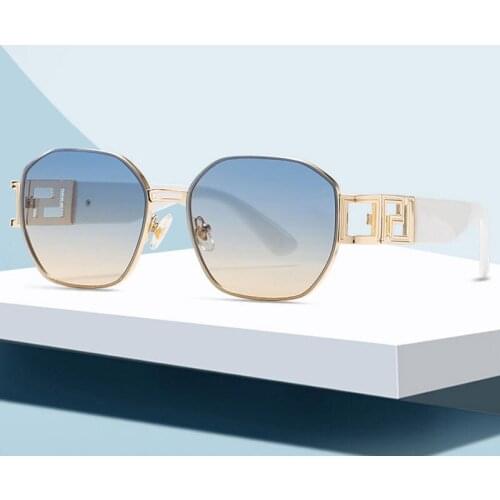 New Fashion Sunglasses for Men With Box and Cloth Round Frame Driving Mens Womens Sunglass Outdoor Sports Eyewear