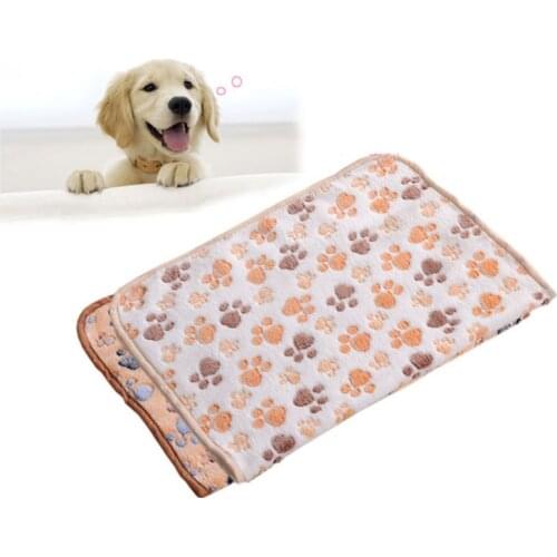Dropshipping New 3 Colors Cute Floral Pet Sleep Warm Paw Print Towel Dog Cat Puppy Fleece Soft Dog Blanket Pet Dog Beds Mat