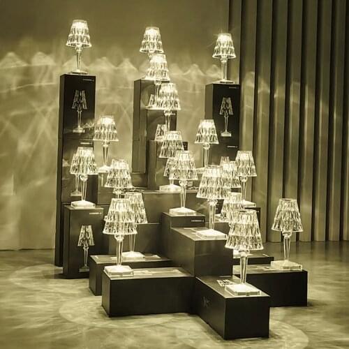 Portable Touch Crystal Diamond Rechargeable Table Lamp Bedside Lamp Kristall Leuchten Geschenk Nacht Licht Home Decor Accessorie