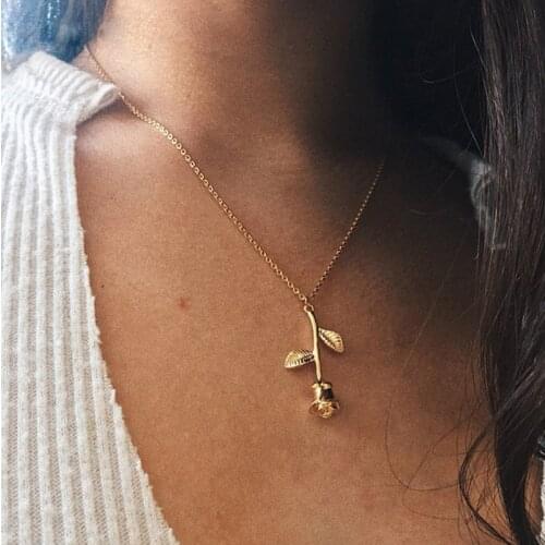Aesthetic necklace Neck pendants women Rose flower Chains Jewelry valentines day Gift to girlfriend Accessories wholesale 2021
