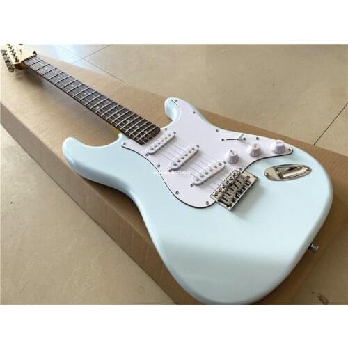 High quality inheriting classic light blue electric guitar rosewood fingerboard can be customized free shipping