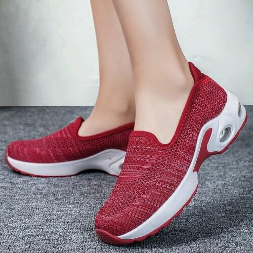 Women Sneakers Slip-On Spring Summer Cushioning Sports Shoes for Female Wine Red Comfortable Womens Loafers Flats621
