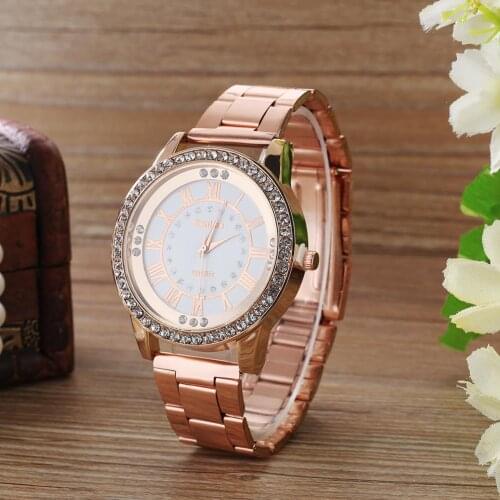 Fashion Couple Watch Womens Rhinestone Roman Numerals Alloy Band Clock Round Analog Quartz Watch Rose gold wrist watch