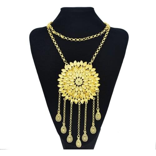 Gypsy Indian Jewelry Ethnic Style Flower-Shaped Golden Metal Tassel Pendant Necklace For Women Fashion Ethnic Jewelry Gift