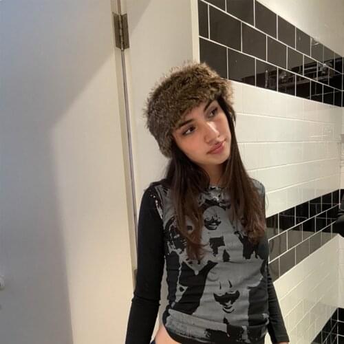 Women Y2K Aesthetic Funny Portrait Graphic Print T-shirt Summer 90s Vintage Long Sleeve Crop Top Slim Fit Tee Tops Streetwear