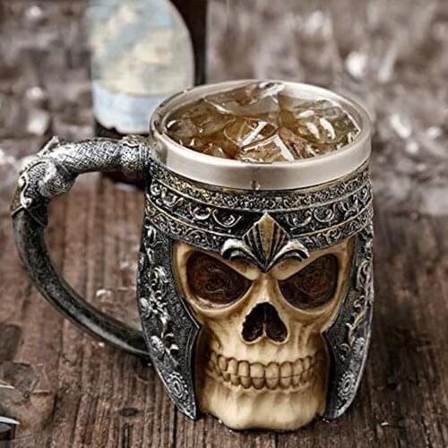Retro Resin Double Stainless Steel Beer Mug Skull Knight Halloween Coffee Cup Creative Tea Mug Pub Bar Decoration 500ml