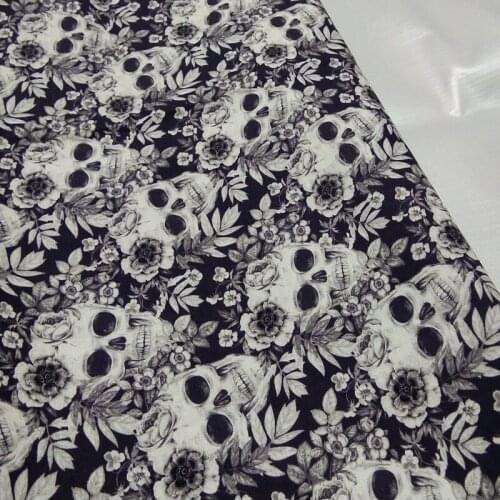 100% Cotton Latest Skull Fabric Design Black White Flower Skull Halloween Printed Fabric Patchwork 45x105cm Home Decor