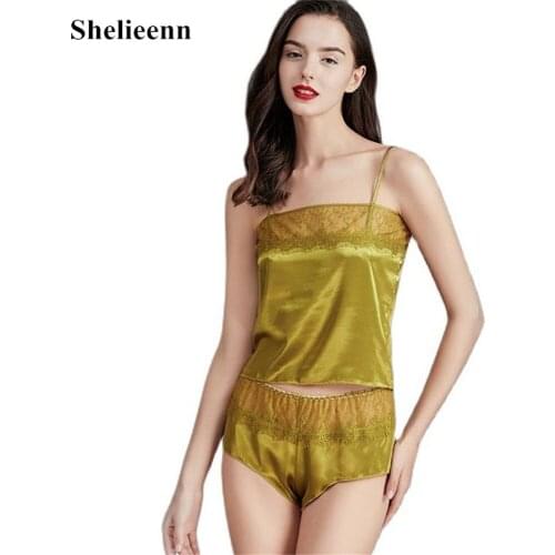 2021 Womens Sleepwear Sexy Satin Pajama Set Women Lace V-Neck Pyjamas Sleeveless Tops and Shorts Summer Rayon Nightwear