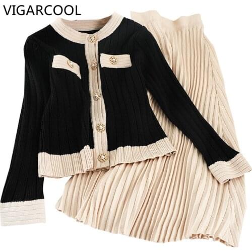 Temperament light mature style knitted Suit Womens knitted Cardigan + pleated long knitted skirt small fragrant Suit Women 2021