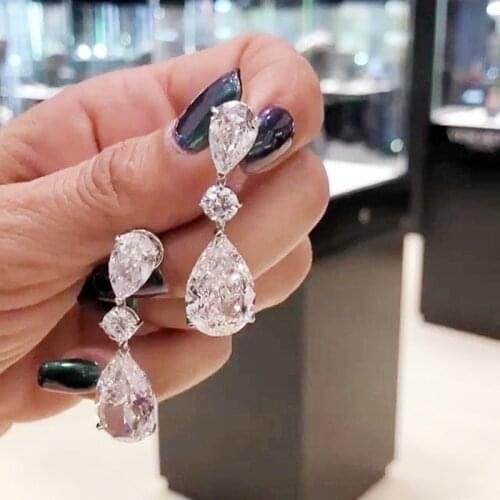 Huitan Classic Water Drop Pear CZ Women Drop Earring Gorgeous High Quality Earrings Anniversary Gift Women Jewelry Wholesale