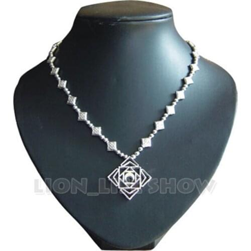 Biamoxer Vampire Knight Cross Necklace Vampire Knight Yuki Cosplay Necklace NEW