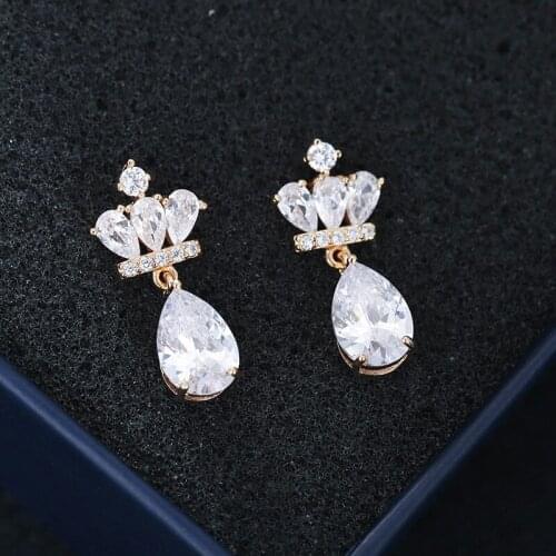 DE316 Street Series Fashion Exquisite Copper Zircon Creative Crown Stud Earrings Girls Gift Evening Woman Jewelry Stud Earrings
