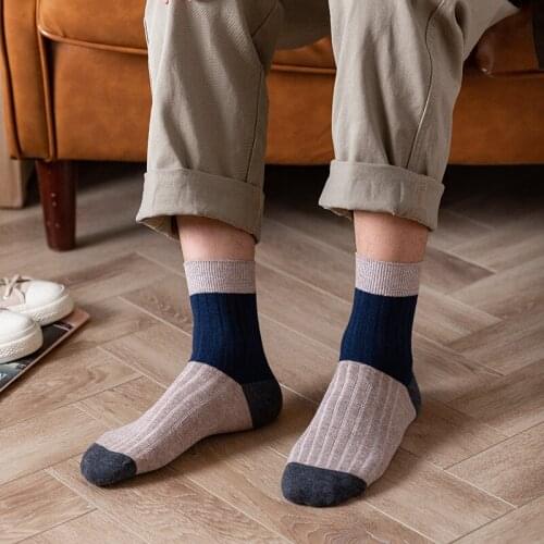 Stitching Mens Business Socks Knitted Cotton Gift Harajuku Retro Style with Fashion