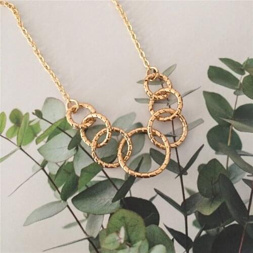 2020 New Trend Gold Color Plating Circle Linked Necklace For Women Lady Casual Trendy Delicate Jewelry Accessory Gift