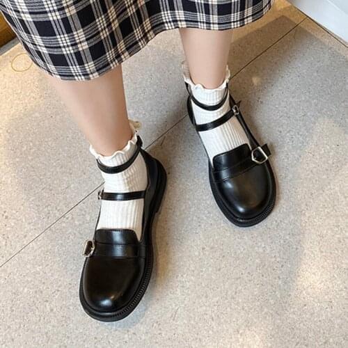 Spring Autumn Lolita Shoes three Buckle Mary Janes Shoes Ankle Strap Women Flats Patent Leather Girls Shoes serpentine 8904L