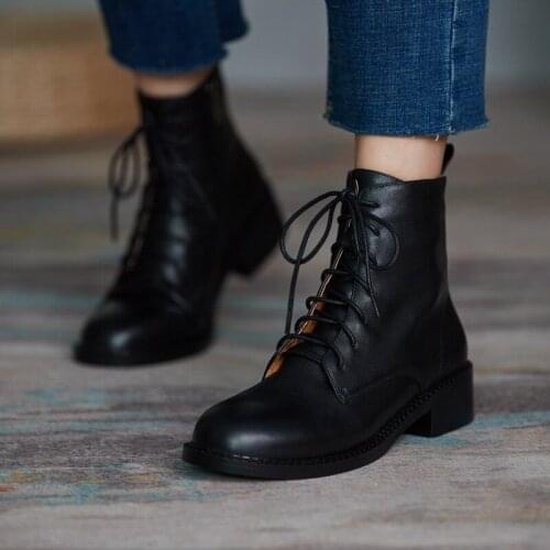 Quality Women Boots Woman Chunky Heel Ankle Shoes 2021 Genuine Leather Winter Warm Fur Lace Up Zipper Motorcycle Boots New Black