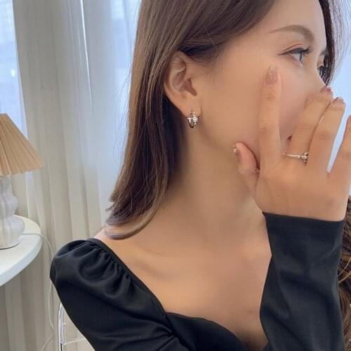 Retro Simple Smiley T Letter Stud Earrings For Women Trend Fine Jewelry Birthday Party Gifts SAE594