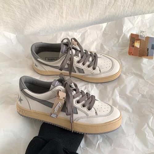 2021 early spring new female retro style wild trend student sports shoes street shooting casual shoes