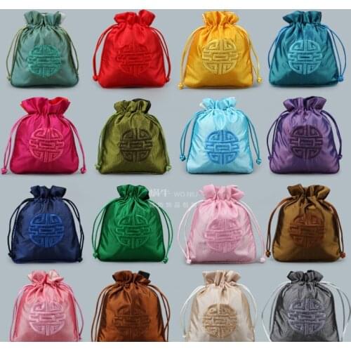 Wholesale Chameleon kits brocade bag out collectables autograph walnut everyone national embroidery silk jewelry bag 10PCS