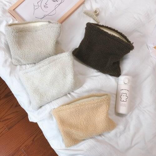 Pure Color Lamb Hair Hand Bag Makeup Bag Hand Bag Womens Bag Fashion Literature And Art Simple Cosnetic Bag Toiletry Bag