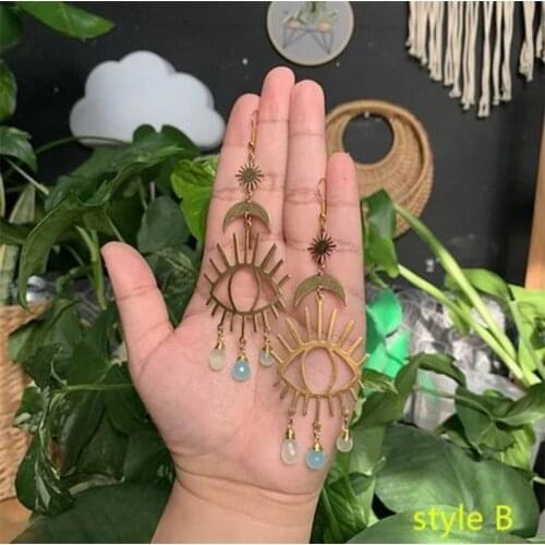 Evil eye earrings/All seeing eye earrings/Moon phase earrings/Crescent Victorian Earrings/Macabre Witchy Gothic earrings