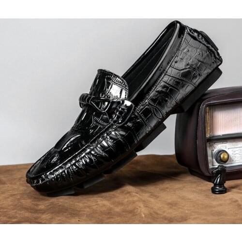 British Crocodile Pattern Handmade Men Shoes Casual Genuine Leather Business Shoes Man Fashion Black Wedding Party Dress Loafers