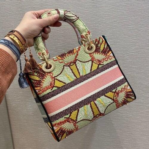 Luxury Designer Handbag Women Embroidery Totem Tote Bag LADY BOOK Famous Bags for Women Sweet Shoulder Totes New Torebka Damska