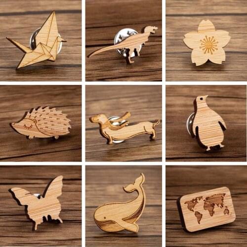 Vintage Cartoon Animal Brooches for Women Kids Korean Daisy Flower Brooches for Women Wood Jewelry Lapel Pin Badge Broches Gift