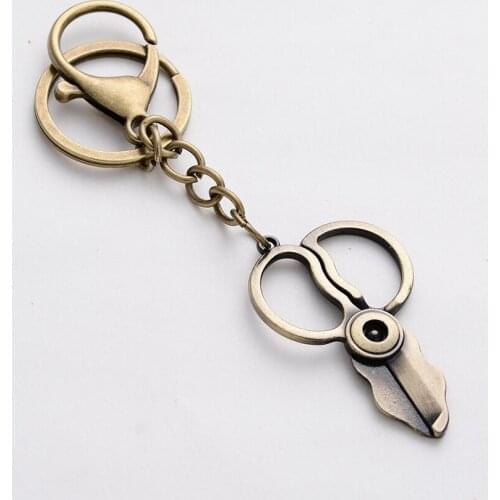 Punk Vintage Scissors Shape Keychain Shears Key Chain Ring Holder For Men Bag Charm Pendant Car Keyring Creative Gift FY012