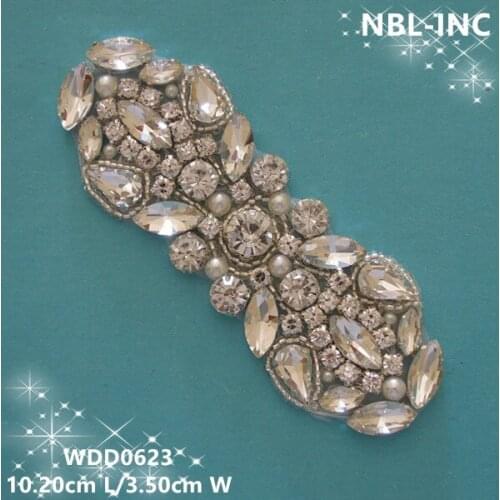 30 pieces) Wholesale hand beaded silver clear crystal rhinestone applique for dresses DIY iron on WDD0623