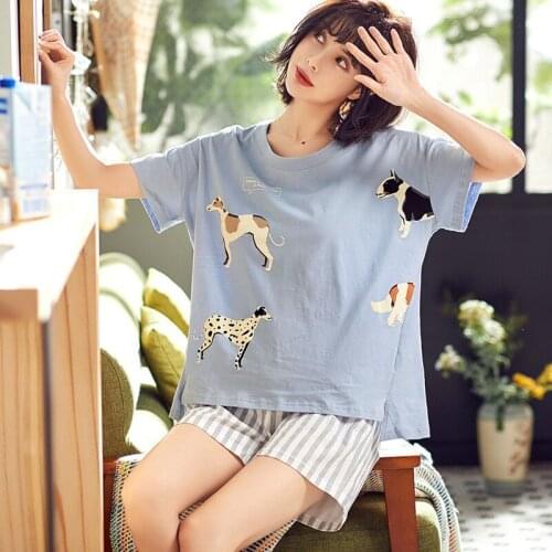 COLOR OF HEART Goods For Tourism