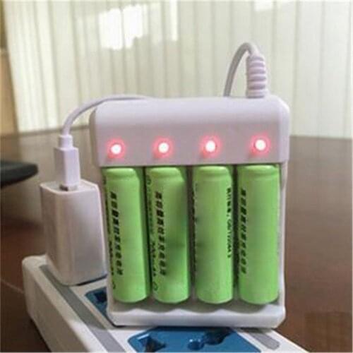 Hot USB 4 Slots Fast Charging Battery Charger Short Circuit Protection AAA and AA Rechargeable Battery Station