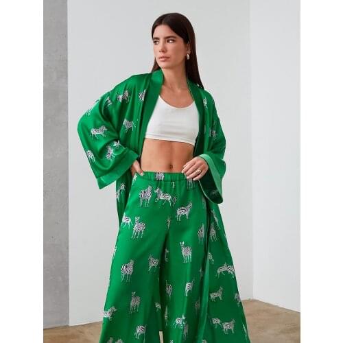 Animal Print Sleepwear Women Pajama Sets Womens Outfits Zebra Pattren Trouser Suits Satin Womens Nightgown Flare Sleeve Nightie