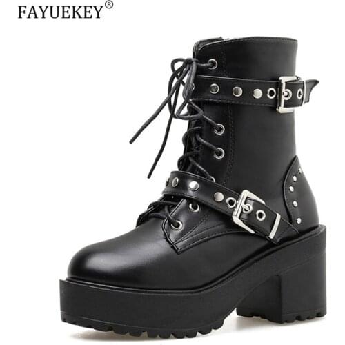Sexy Rivet Autumn Boots Women Platform Boots Black Leather Gothic Punk Style Combat Boots For Women Mid Heels Comfortable