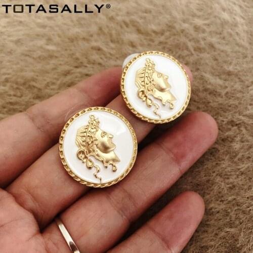 TOTASALLY Brand Design Coin Stud Earrings Trendy Enamel Round Statement Earrings Office Lady Cocktail Earring Gifts Dropship