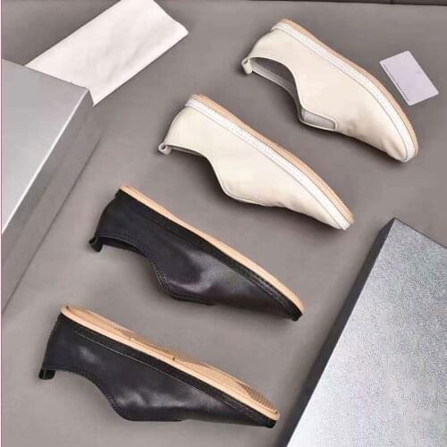 Lazy Men Slip-on Loafers Designers High Quality Genuine Leather Casual Shoes For Male Breathable All-Match Man Light Flat Shoes