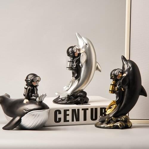 Resin Charms Diver Figurines Decorations for Home Cute Dolphin Statue Decoration Childrens Room Desk Decoration Birthday Gifts