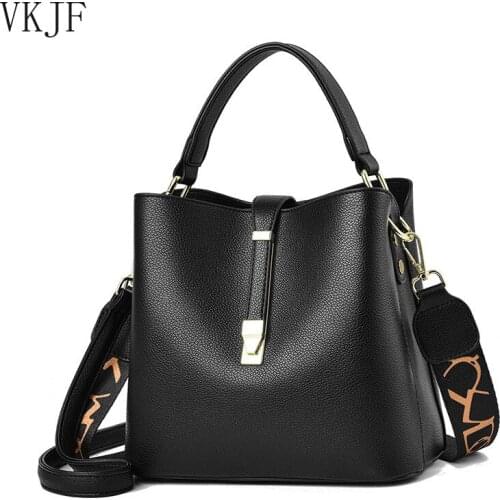 Trendy Underarm Bag Women 2021 New Fashion Stone Pattern Bucket Bag Casual All-match Braided Shoulder Messenger Bag