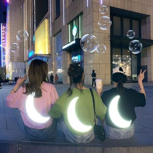 QRWR 2021 T Shirt Summer Fashion moon Reflective Print Casual T Shirt Women Loose Oversize Short Sleeves Solid Womens Top