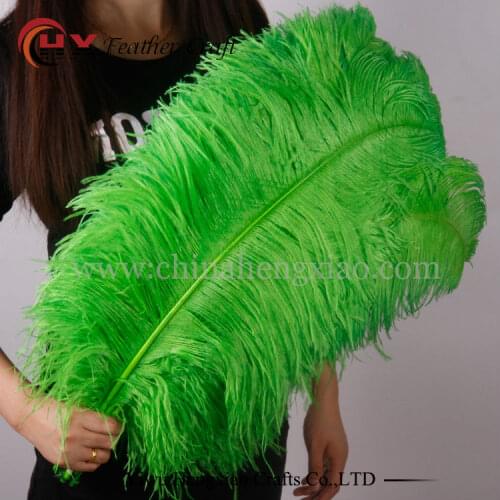 Wholesale 10pcs/lot 15-75cm colored green large Ostrich Feathers bulk for Wedding Decorations