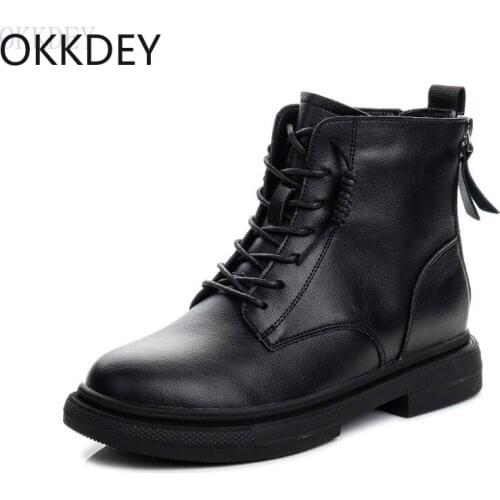 2021 Autumn and Winter New Thick-soled Short Boots Sandals Womens Casual Leather Womens Shoes Plush Thick Heel Martin Boots