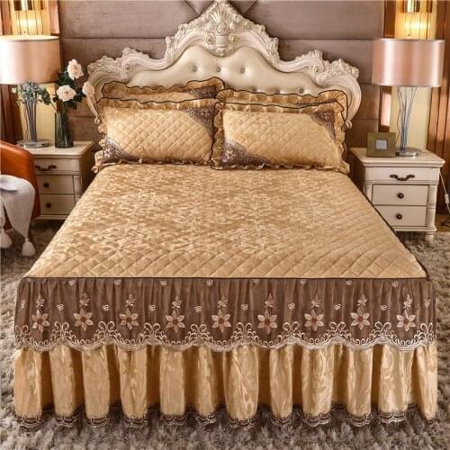 High Grade Luxury Soft Bed Skirt Winter Plush Thick Quilted Lace Bed Cover Skirt King Queen Pad Bedspread Pillowcase