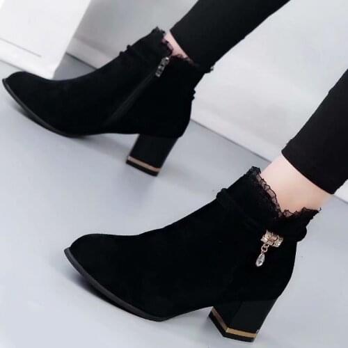 Womens Suede Short Boots 2021 New Winter Plus Cashmere Womens Shoes All-match Temperament High-heeled Boots